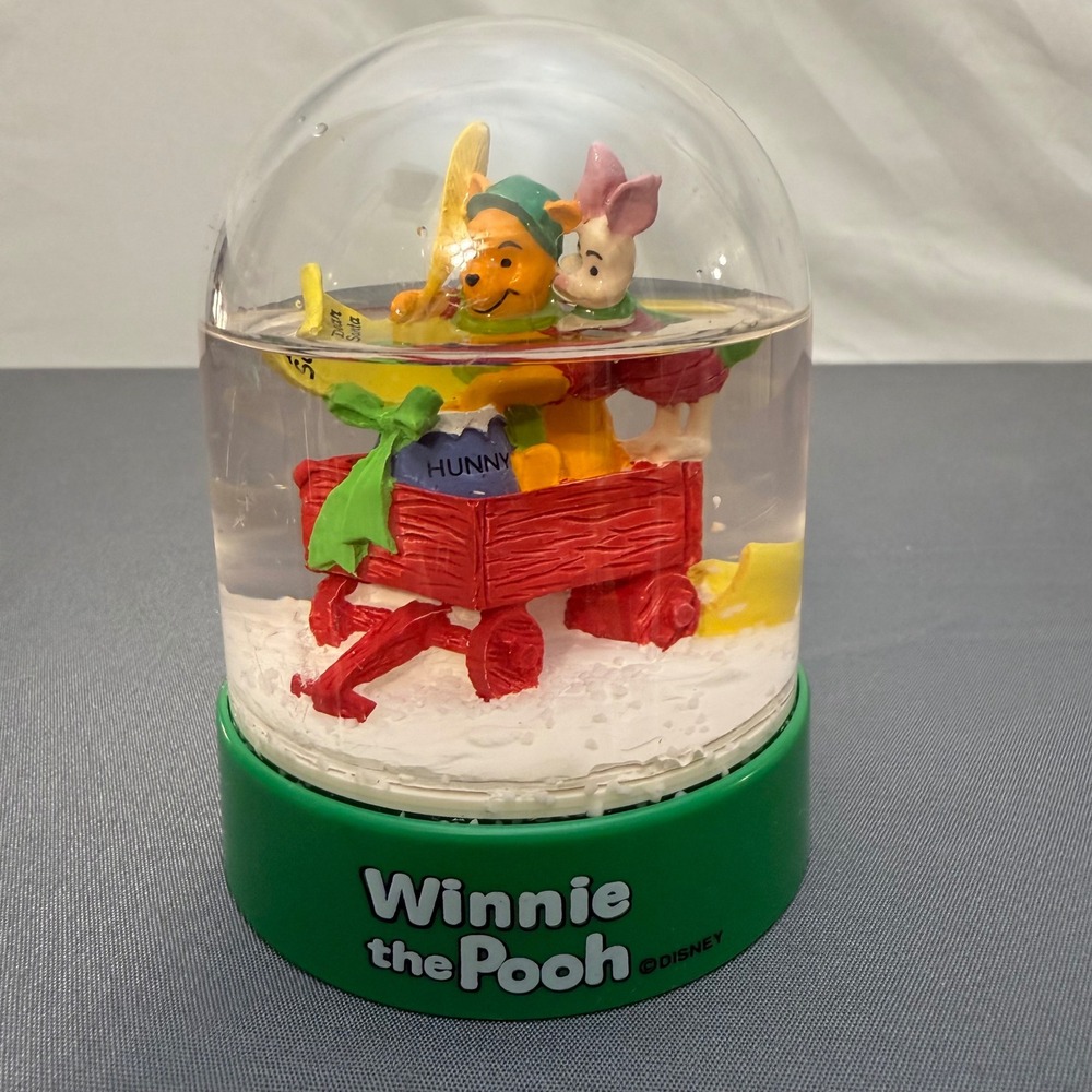 Winnie‎ the Pooh Snow Globe With Wagon Pooh Piglet Christmas Holiday Gift